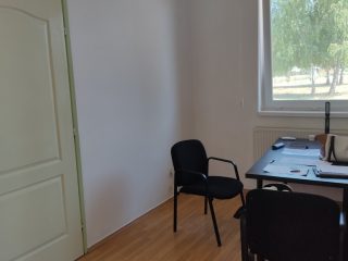 Eladó 1116 m²-esegyéb üzlethelyiség Kulcs, Rákóczi utca: 285'000'000 Ft