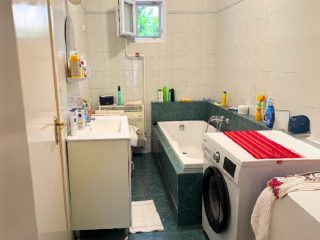 Eladó 110 m²-escsaládi ház Kunszentmiklós, Központhoz közeli utca: 89'000'000 Ft