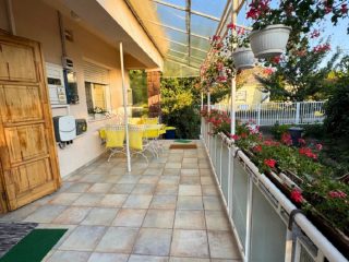 Eladó 110 m²-escsaládi ház Kunszentmiklós, Központhoz közeli utca: 89'000'000 Ft