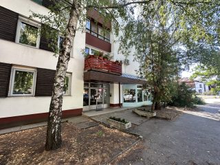 Eladó 60 m²-estársasházi lakás Lajosmizse, Központi elhelyezkedés: 46'900'000 Ft