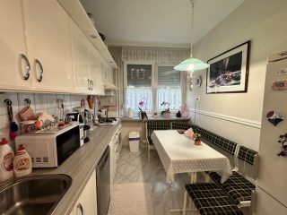 Eladó 60 m²-estársasházi lakás Lajosmizse, Központi elhelyezkedés: 46'900'000 Ft