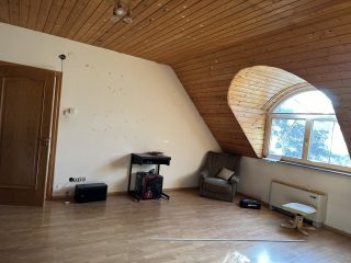 Eladó 386 m²-escsaládi ház Leányfalu, Hegyoldal utca: 189'900'000 Ft