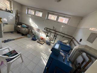 Eladó 386 m²-escsaládi ház Leányfalu, Hegyoldal utca: 189'900'000 Ft