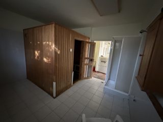 Eladó 386 m²-escsaládi ház Leányfalu, Hegyoldal utca: 189'900'000 Ft