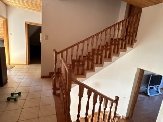 Eladó 386 m²-escsaládi ház Leányfalu, Hegyoldal utca: 189'900'000 Ft