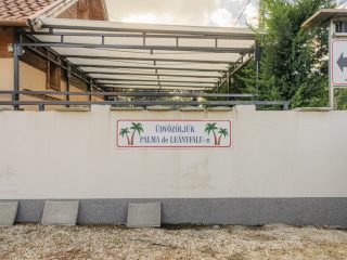 Eladó 435 m²-esvendéglátó egység utcai bejárattal Leányfalu, Móricz Zsigmond út: 460'000'000 Ft