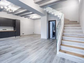 Eladó 140 m²-escsaládi ház Leányfalu, Móricz Zsigmond utca: 129'900'000 Ft