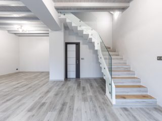 Eladó 140 m²-escsaládi ház Leányfalu, Móricz Zsigmond utca: 129'900'000 Ft