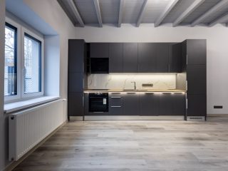 Eladó 140 m²-escsaládi ház Leányfalu, Móricz Zsigmond utca: 129'900'000 Ft