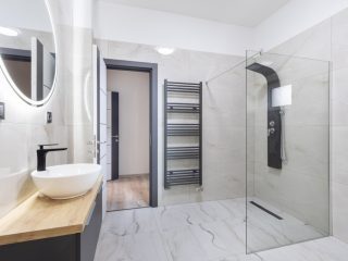 Eladó 140 m²-escsaládi ház Leányfalu, Móricz Zsigmond utca: 129'900'000 Ft