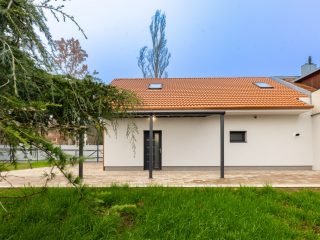 Eladó 140 m²-escsaládi ház Leányfalu, Móricz Zsigmond utca: 129'900'000 Ft