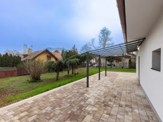 Eladó 140 m²-escsaládi ház Leányfalu, Móricz Zsigmond utca: 129'900'000 Ft