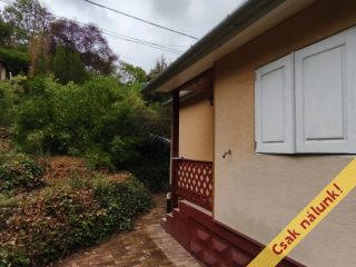 Eladó 50 m²-escsaládi ház Leányfalu, Seres utca: 59'500'000 Ft