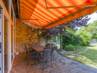 Eladó 183 m²-escsaládi ház Majosháza, Duna part: 220'000'000 Ft