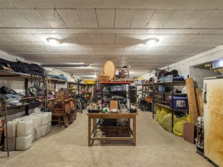 Eladó 183 m²-escsaládi ház Majosháza, Duna part: 220'000'000 Ft