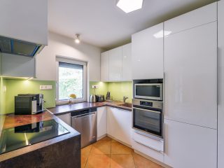 Eladó 183 m²-escsaládi ház Majosháza, Duna part: 220'000'000 Ft