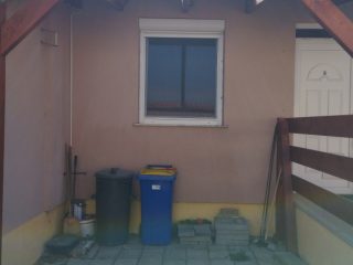Eladó 76 m²-essorház Majosháza, Focipálya közeli utca: 68'000'000 Ft