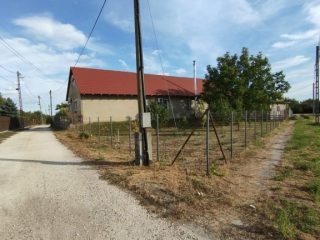 Eladó 140 m²-escsaládi ház Makád, Kendereskert utca: 60'000'000 Ft