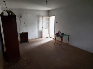 Eladó 90 m²-escsaládi ház Márianosztra, Kossuth út: 16'000'000 Ft