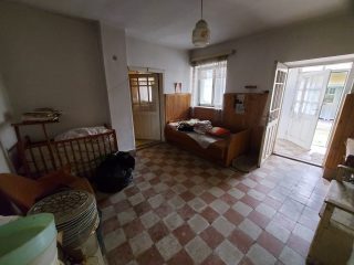 Eladó 90 m²-escsaládi ház Márianosztra, Kossuth út: 16'000'000 Ft