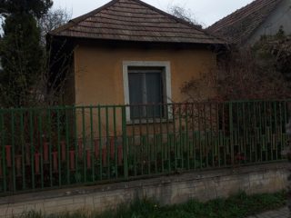 Eladó 90 m²-escsaládi ház Márianosztra, Kossuth út: 16'000'000 Ft