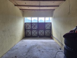 Eladó 220 m²-escsaládi ház Mende, Mende út: 115'000'000 Ft