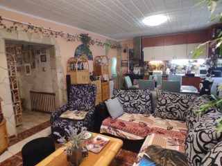 Eladó 156 m²-escsaládi ház Mezőfalva, Velinszky László utca: 61'700'000 Ft