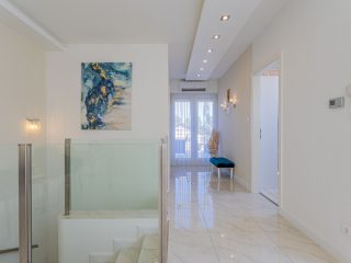 Eladó 182 m²-esikerház Mogyoród, Árpád vezér út: 184'800'000 Ft