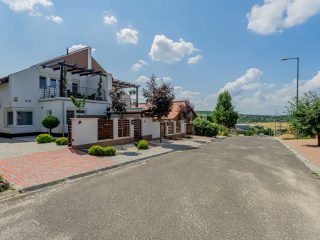 Eladó 182 m²-esikerház Mogyoród, Árpád vezér út: 184'800'000 Ft