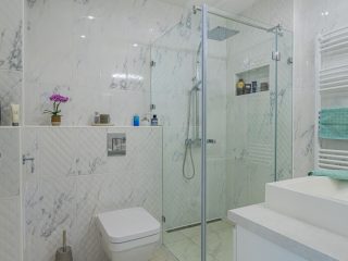 Eladó 182 m²-esikerház Mogyoród, Fóti út: 188'000'000 Ft