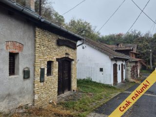 Eladó 65 m²-escsaládi ház Mogyoród, Pincesor utca: 24'000'000 Ft