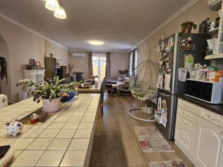 Eladó 110 m²-escsaládi ház Mogyoród, Szánkó közeli út: 125'000'000 Ft