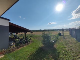 Eladó 134 m²-escsaládi ház Mogyoród, Szent Jakab közeli utca: 167'900'000 Ft