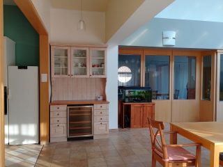 Eladó 296 m²-escsaládi ház Mogyoród, Szentjakab park: 285'000'000 Ft