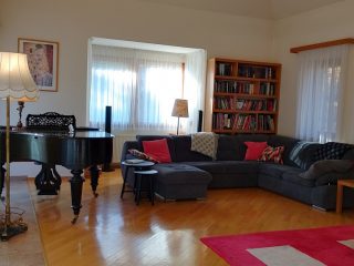 Eladó 296 m²-escsaládi ház Mogyoród, Szentjakab park: 285'000'000 Ft