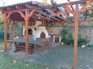 Eladó 296 m²-escsaládi ház Mogyoród, Szentjakab park: 285'000'000 Ft