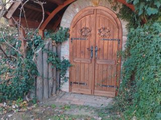 Eladó 296 m²-escsaládi ház Mogyoród, Szentjakab park: 285'000'000 Ft