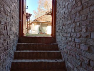 Eladó 296 m²-escsaládi ház Mogyoród, Szentjakab park: 285'000'000 Ft