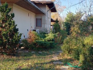 Eladó 296 m²-escsaládi ház Mogyoród, Szentjakab park: 285'000'000 Ft