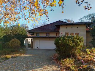 Eladó 296 m²-escsaládi ház Mogyoród, Szentjakab park: 285'000'000 Ft