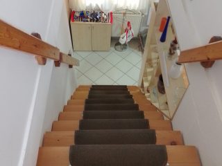 Eladó 60 m²-escsaládi ház Mogyoród, Virág utca környékén: 48'000'000 Ft
