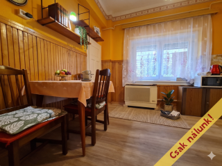 Eladó 93 m²-escsaládi ház Monor, Andrássy utca: 84'900'000 Ft