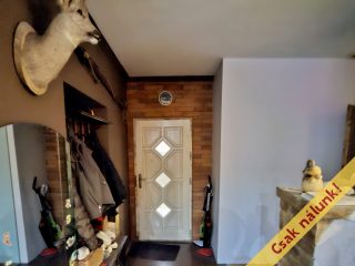 Eladó 196 m²-escsaládi ház Monor, Garden Lounge: 89'000'000 Ft