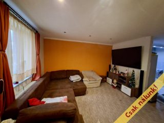 Eladó 196 m²-escsaládi ház Monor, Garden Lounge: 89'000'000 Ft