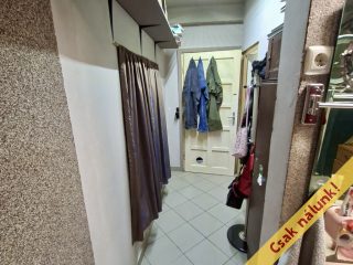 Eladó 196 m²-escsaládi ház Monor, Garden Lounge: 89'000'000 Ft