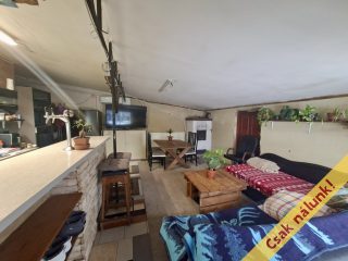 Eladó 196 m²-escsaládi ház Monor, Garden Lounge: 89'000'000 Ft