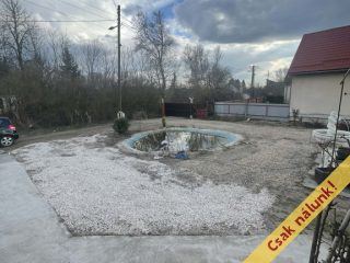 Eladó 110 m²-escsaládi ház Monor, Központ közeli utca: 170'000'000 Ft