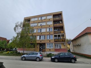 Eladó 58 m²-estársasházi lakás Monor, Mátyás király utca: 53'000'000 Ft