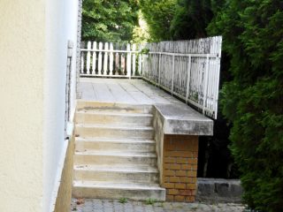 Eladó 219 m²-escsaládi ház Nagykovácsi, Semmelweis utca: 165'000'000 Ft