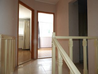 Eladó 219 m²-escsaládi ház Nagykovácsi, Semmelweis utca: 165'000'000 Ft